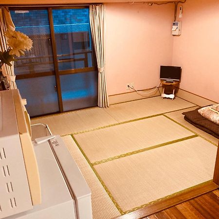 Hostel Hakuseiso Naha Esterno foto